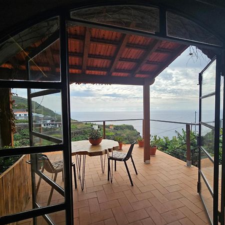 Les Terrasses Suites Calheta  Eksteriør billede