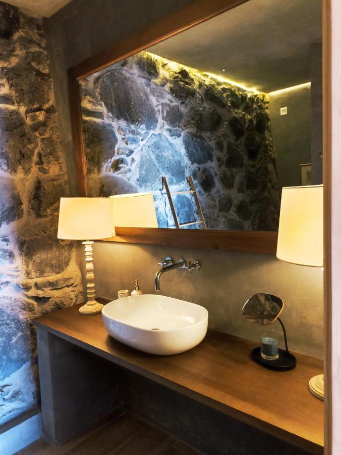 Les Terrasses Suites Calheta  Eksteriør billede