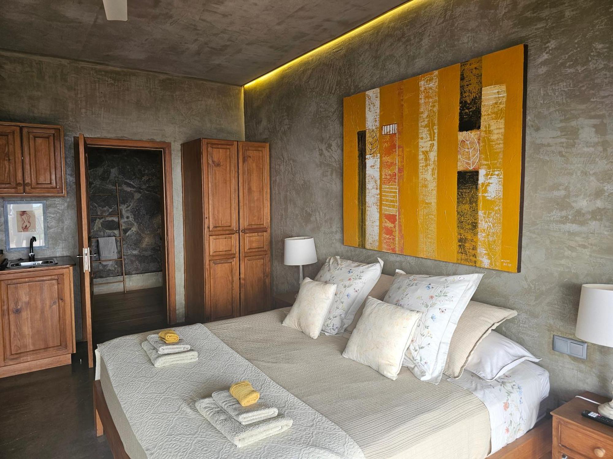 Les Terrasses Suites Calheta  Eksteriør billede